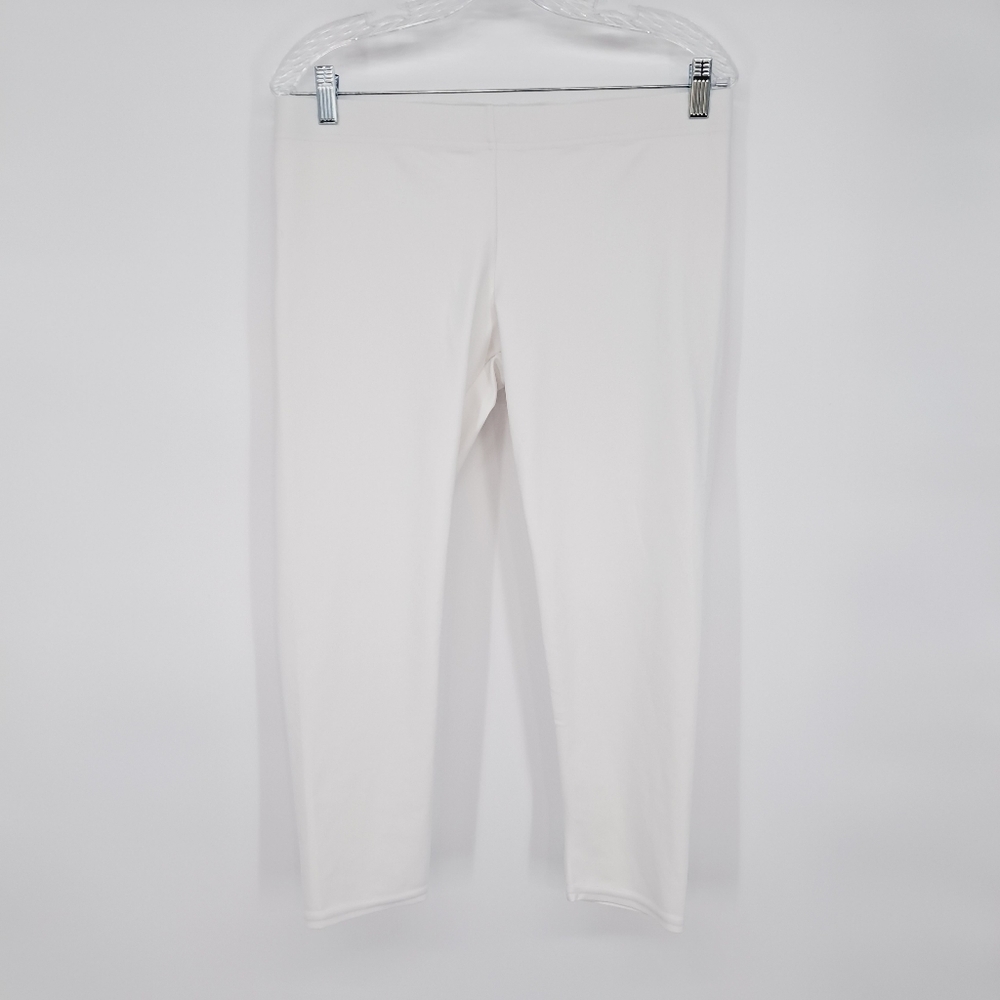 Gear Bunch Solid White Capri Squat Proof Leggings… - image 1